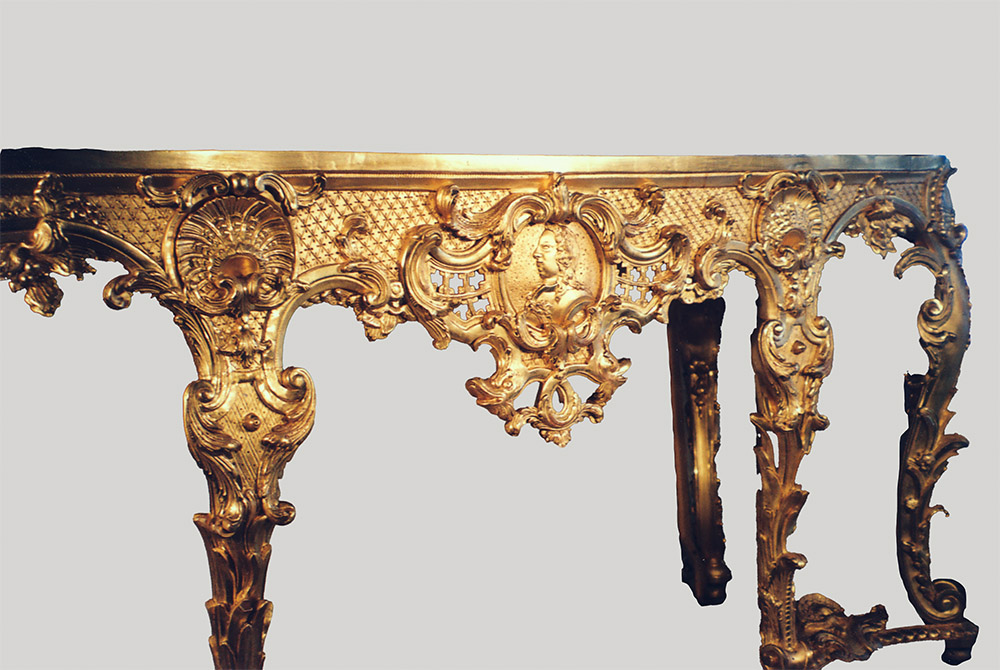 STEHANIE REY console