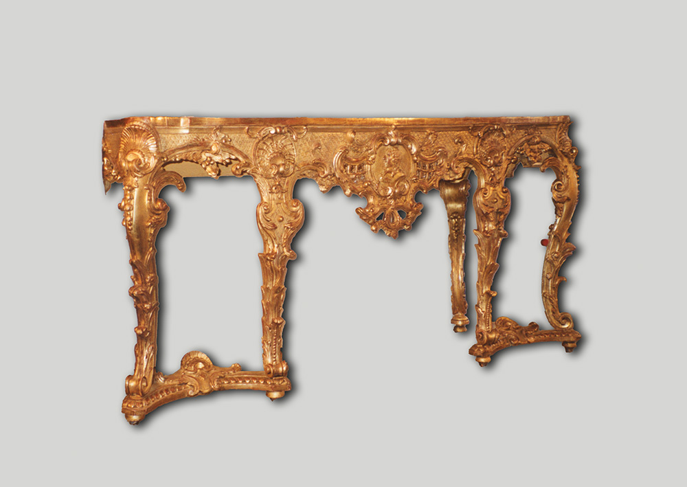 Restauration console en bois doré 6 pieds