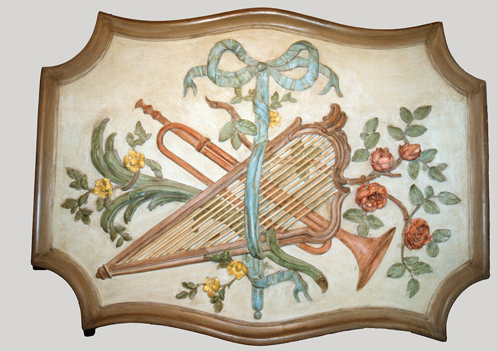 Panneau restauré haut de porte